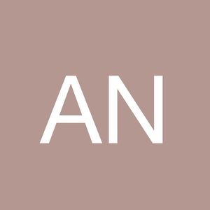 Meet your Posher, Ana